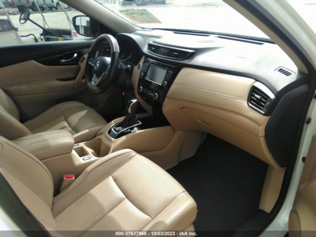 JN8AT2MT5HW399755 Nissan Rogue Sl