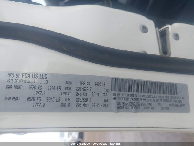 3C4NJCBB2JT263274 Jeep Compass Latitude
