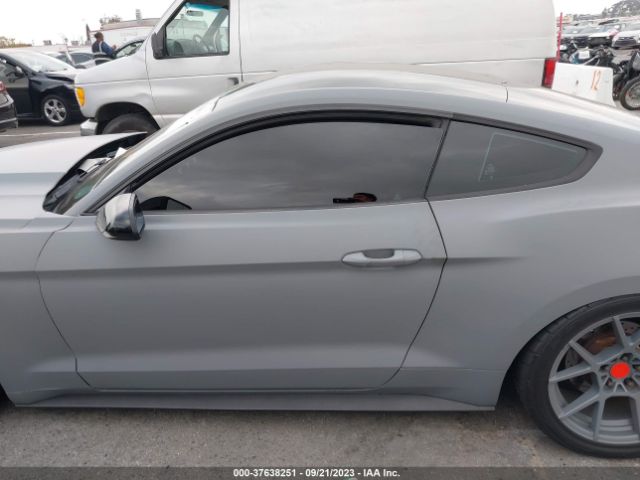 1FA6P8AM3G5261163 Ford Mustang V6