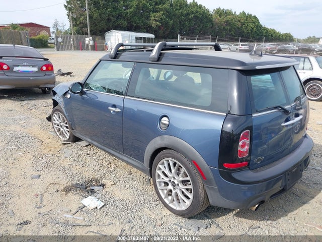 2011 MINI COOPER S CLUBMAN WMWZG3C57BTY30386 Photo 2