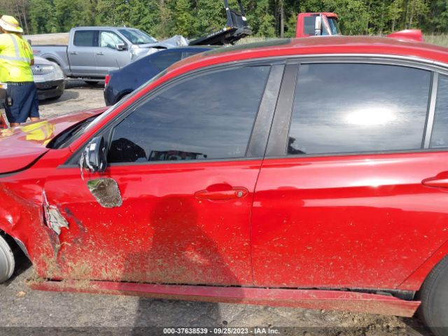 WBA3B1G59FNT63422 BMW 3 Series 320i