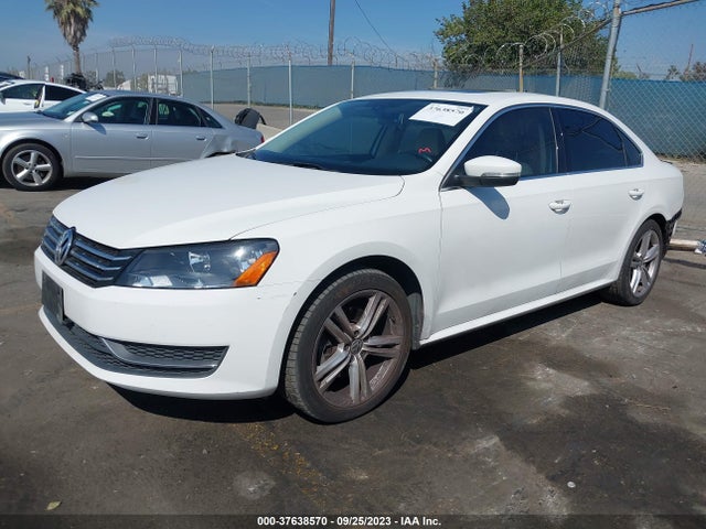 1VWBT7A32EC080938 Volkswagen Passat Se W/sunroof