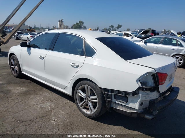 1VWBT7A32EC080938 Volkswagen Passat Se W/sunroof