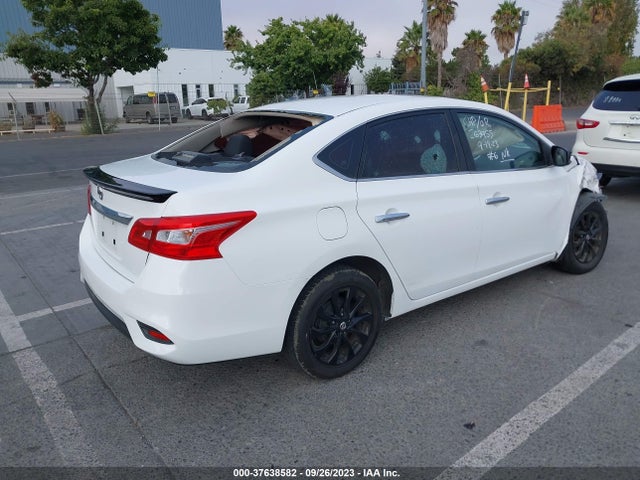 Nissan SENTRA S 2018 3N1AB7AP6JY305841 Image 4