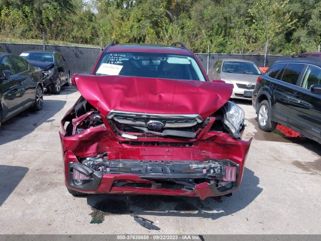 JF2SJAGC3JH565634 Subaru Forester Premium