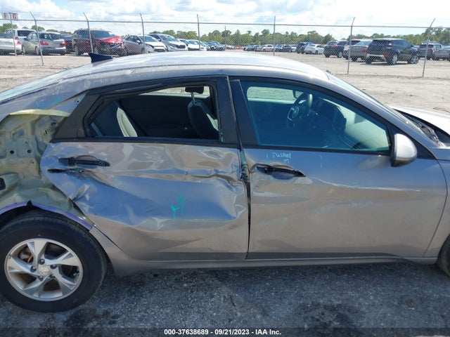 Hyundai ELANTRA SE 2022 KMHLL4AG6NU241595 Image 13