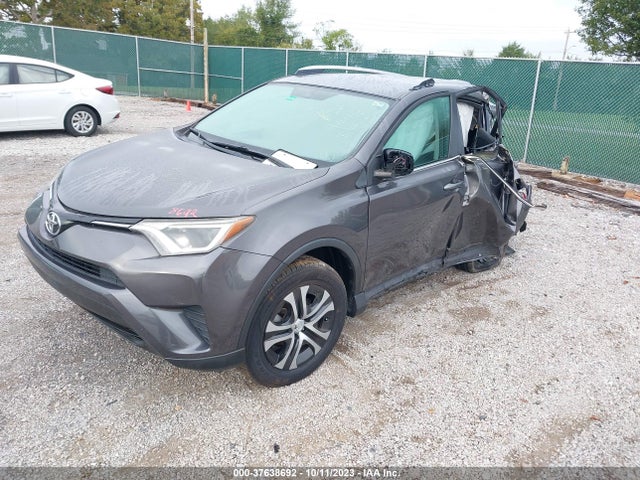 2T3ZFREV7GW308397 Toyota RAV4 LE