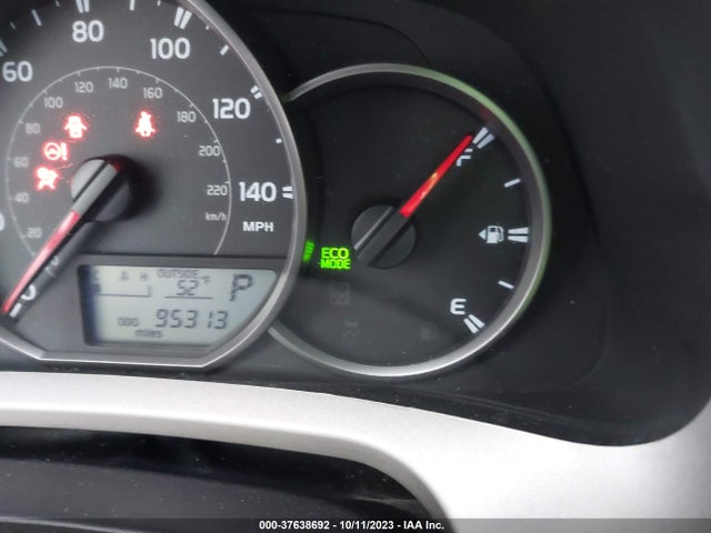2T3ZFREV7GW308397 Toyota RAV4 LE