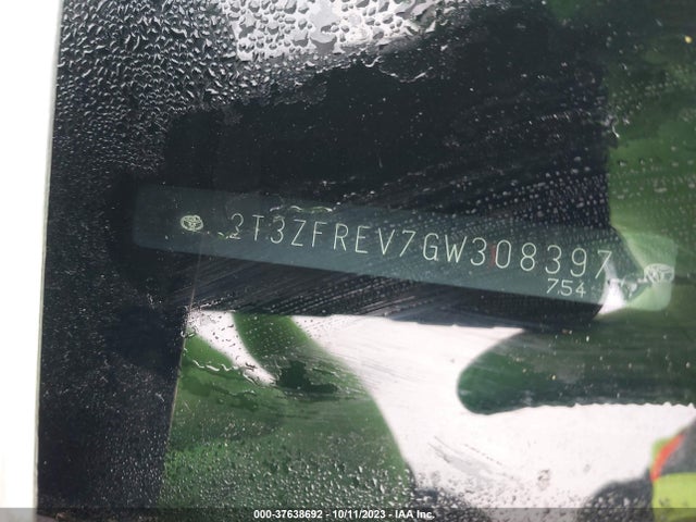 2T3ZFREV7GW308397 Toyota RAV4 LE