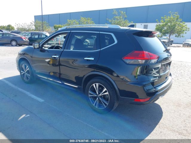 JN8AT2MTXHW398424 Nissan Rogue Sl