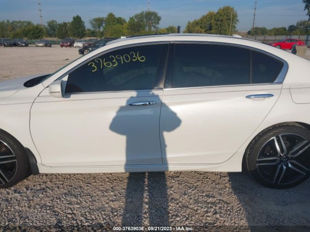 1HGCR3F98GA026104 Honda Accord Sedan Touring