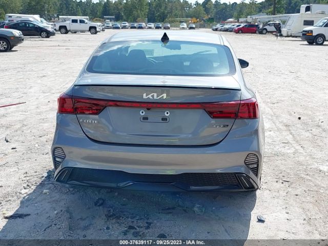 3KPF54AD8PE514829 KIA Forte Gt-line