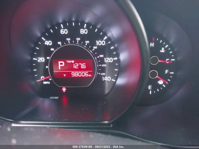 KIA SOUL + 2016 KNDJP3A52G7403832 Image 16