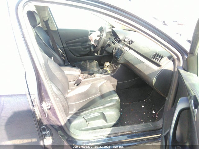 2008 VOLKSWAGEN PASSAT SEDAN WVWJK73C68E180936 Photo 4