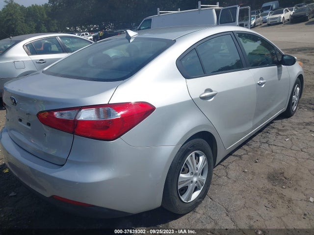 KIA FORTE LX 2015 KNAFK4A64F5379057 Image 6