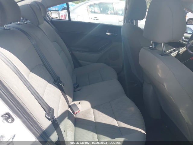 KIA FORTE LX 2015 KNAFK4A64F5379057 Image 8