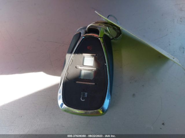 KL7CJPSB8JB574026 Chevrolet Trax Lt