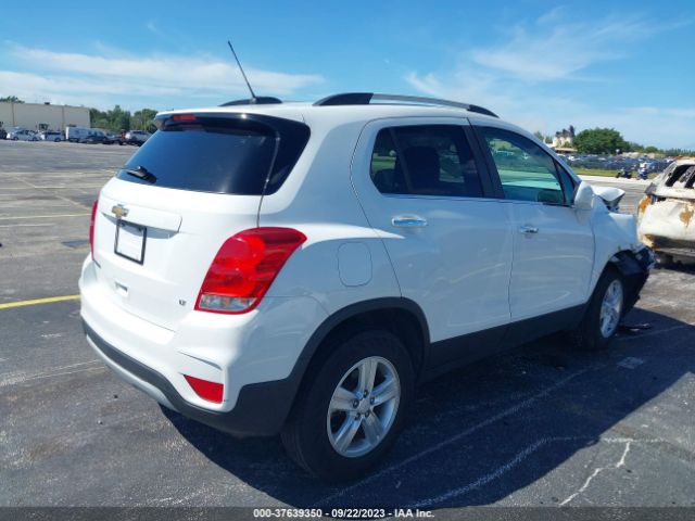 KL7CJPSB8JB574026 Chevrolet Trax Lt