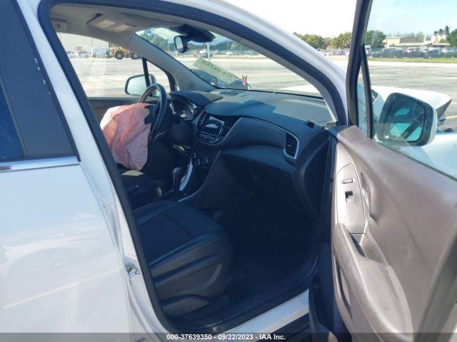 KL7CJPSB8JB574026 Chevrolet Trax Lt
