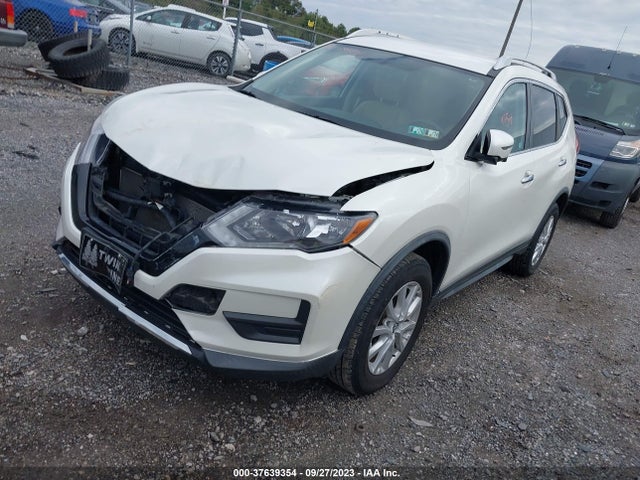 2018 NISSAN ROGUE SV VIN: KNMAT2MV5JP507613