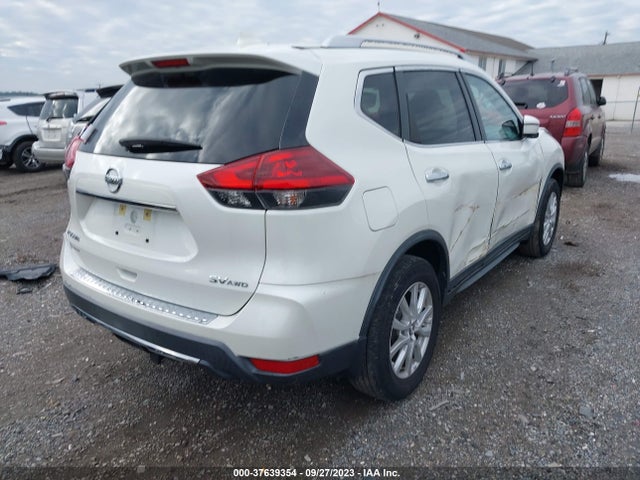 2018 NISSAN ROGUE SV VIN: KNMAT2MV5JP507613