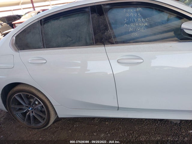 BMW 3 Series 330i 2019 аукцион фото