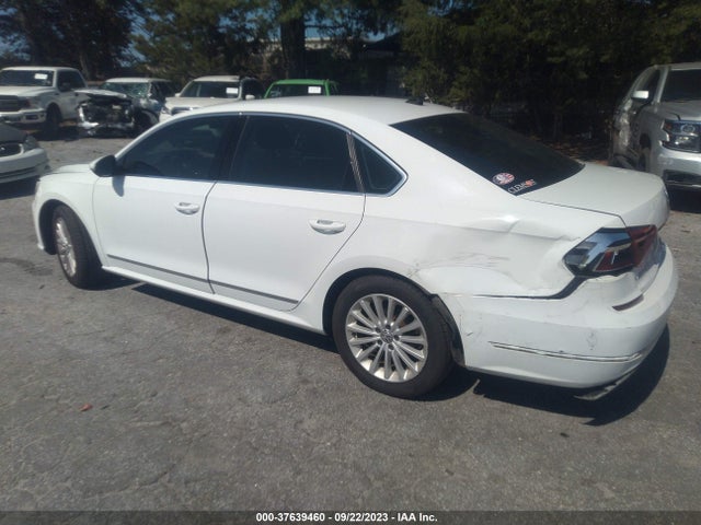 1VWBT7A34HC022575 Volkswagen Passat 1.8t Se