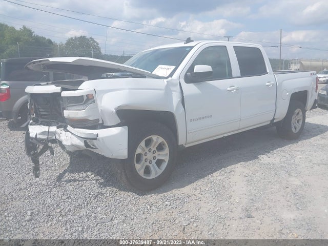 Chevrolet Silverado 1500 Lt 2018 3GCUKREC8JG271324 Image 2
