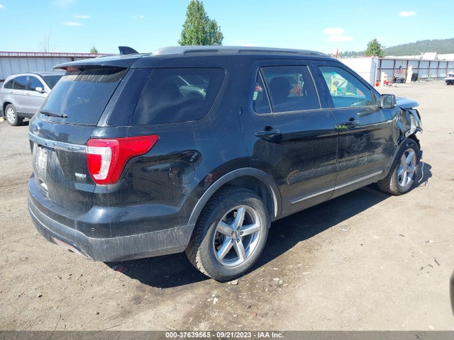 2016 FORD EXPLORER XLT VIN: 1FM5K8D84GGD34382
