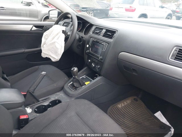 3VWB67AJ5GM294121 Volkswagen Jetta Sedan 1.4t Se