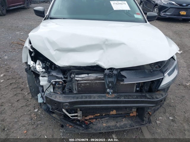 3VWB67AJ5GM294121 Volkswagen Jetta Sedan 1.4t Se