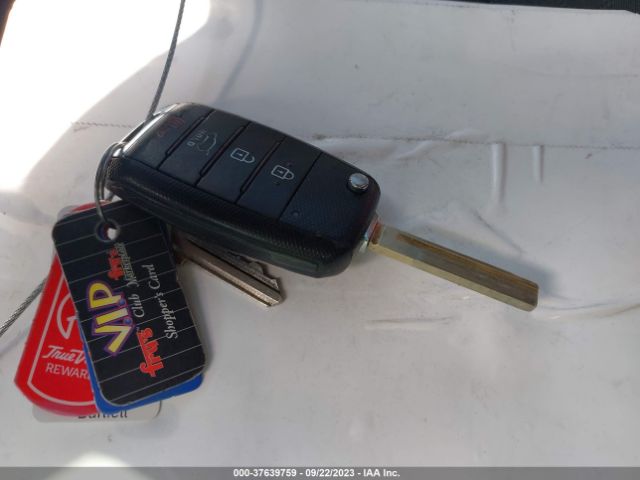 5XYPGDA57JG389520 KIA Sorento Lx V6