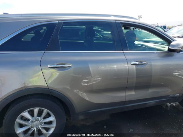 5XYPGDA57JG389520 KIA Sorento Lx V6