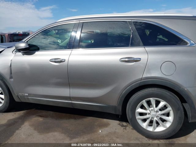 5XYPGDA57JG389520 KIA Sorento Lx V6