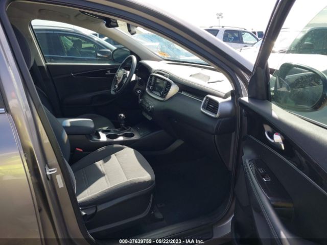 5XYPGDA57JG389520 KIA Sorento Lx V6