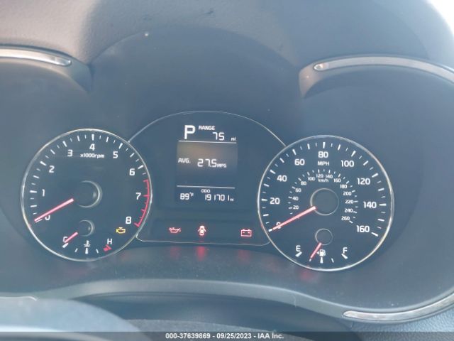 3KPFK4A73HE157001 KIA FORTE LX
