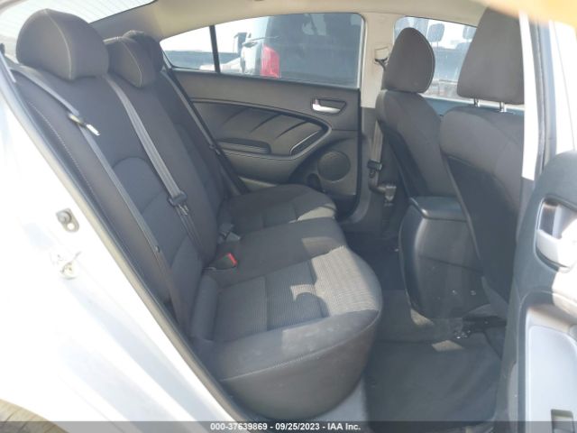 3KPFK4A73HE157001 KIA FORTE LX