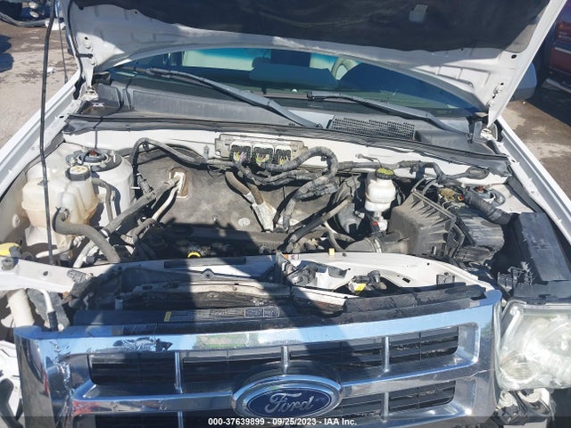 2011 FORD ESCAPE XLT VIN: 1FMCU9D75BKB74386