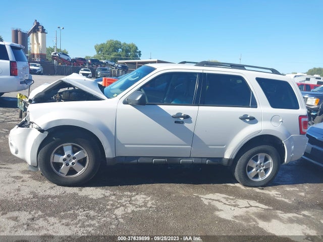 2011 FORD ESCAPE XLT VIN: 1FMCU9D75BKB74386