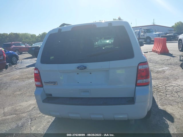 2011 FORD ESCAPE XLT VIN: 1FMCU9D75BKB74386
