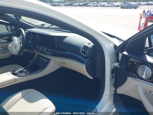 WDDZF4JB4KA572768 Mercedes-Benz E-class E 300