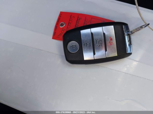 5XYPK4A55HG312623 KIA Sorento Sx V6