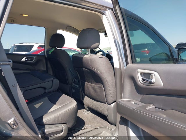 2018 NISSAN PATHFINDER SV VIN: 5N1DR2MN8JC643409