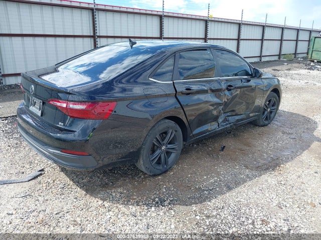 3VW7M7BU9NM025640 Volkswagen JETTA SE