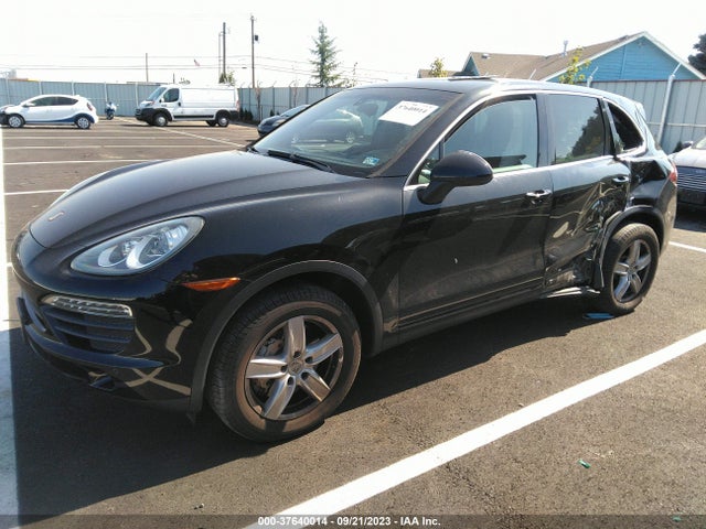 2011 PORSCHE CAYENNE WP1AB2A24BLA43878 Photo 1