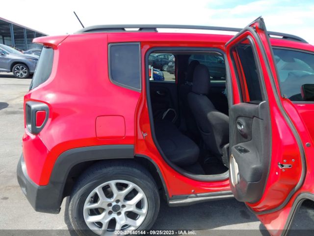 ZACCJABT2FPB32266 Jeep Renegade Latitude