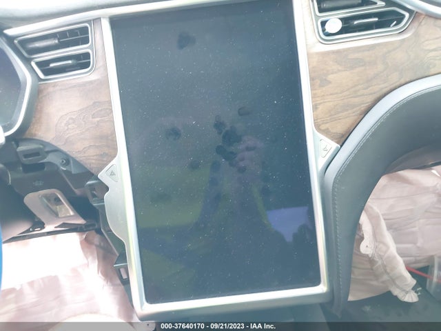 Tesla Model X 60d/70d/75d/90d/p100d 2016 5YJXCBE23GF018161 Image 18