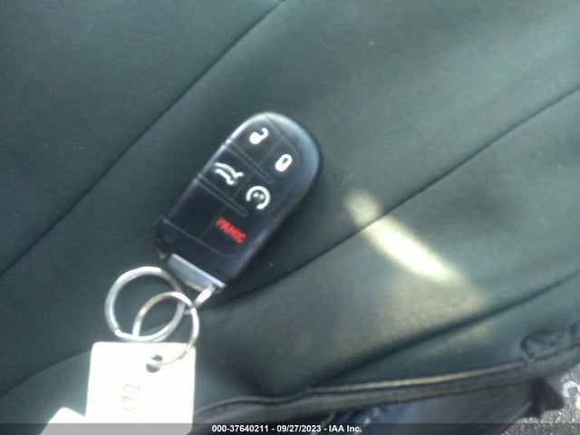 2015 JEEP GRAND CHEROKEE OVERLAND VIN: 1C4RJFCT0FC904063
