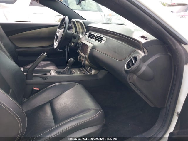 Chevrolet CAMARO LT 2015 2G1FE3D38F9224349 Image 5