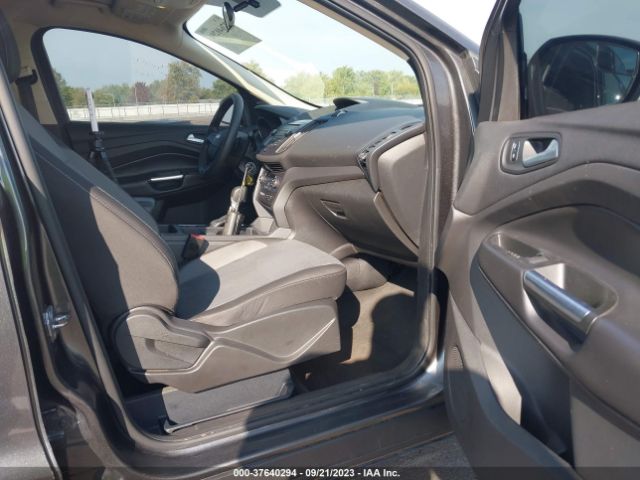 1FMCU0GD7HUA54065 Ford ESCAPE SE